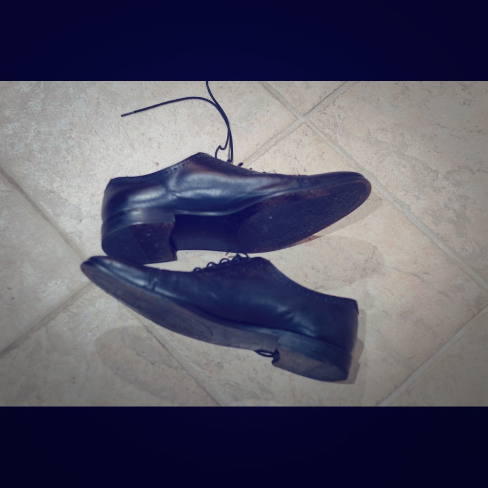 Calibrate dress shoe